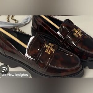 Tory Burch Glossy Tortoise Mini Everly 7B Patent Loafers with Gold Logo